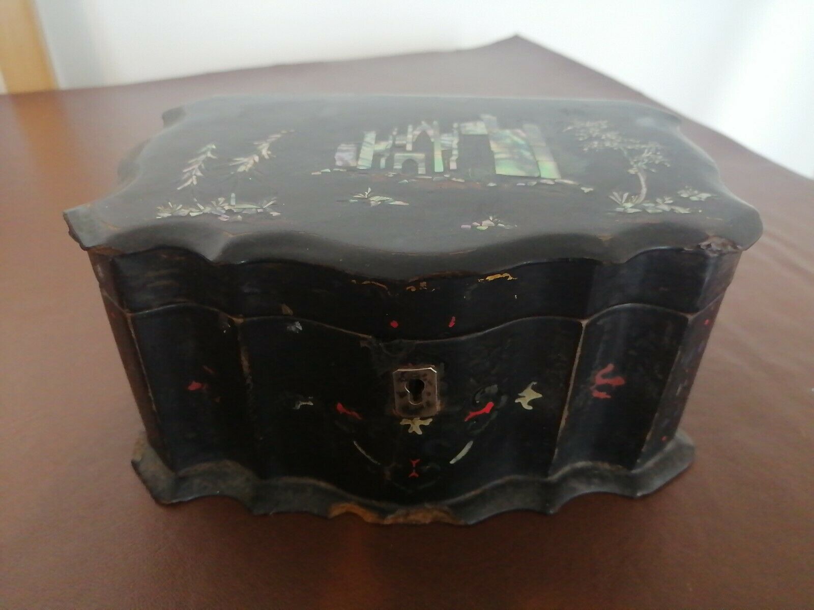 VICTORIAN PAPIER MACHE & MOTHER OF PEARL 2 COMPARTMENT TEA CADDY