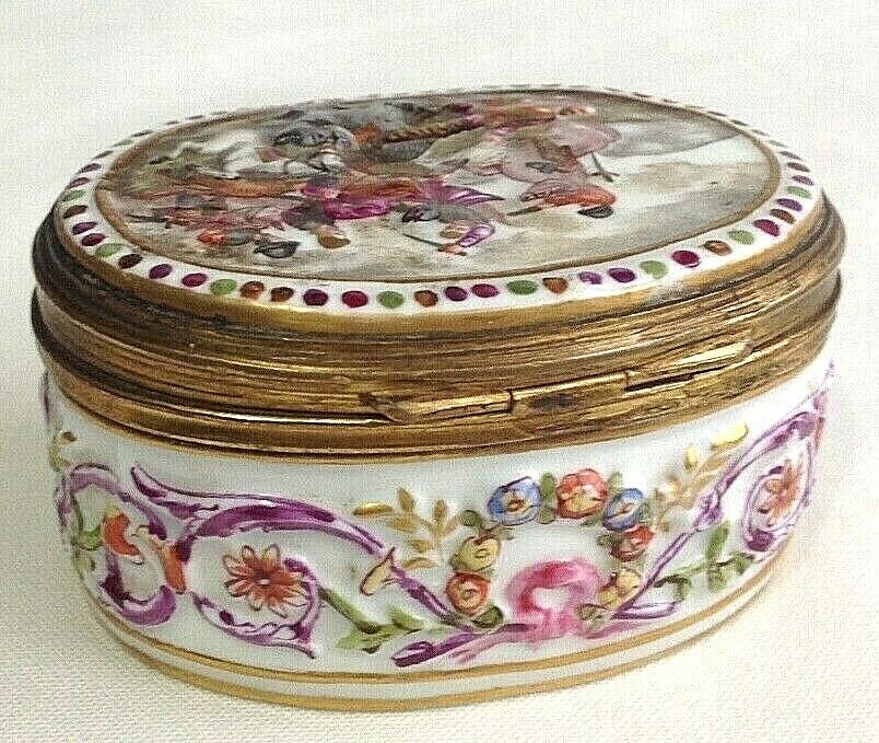 Antique early 20th century Earnst Bohne German box classical scene gilded mount