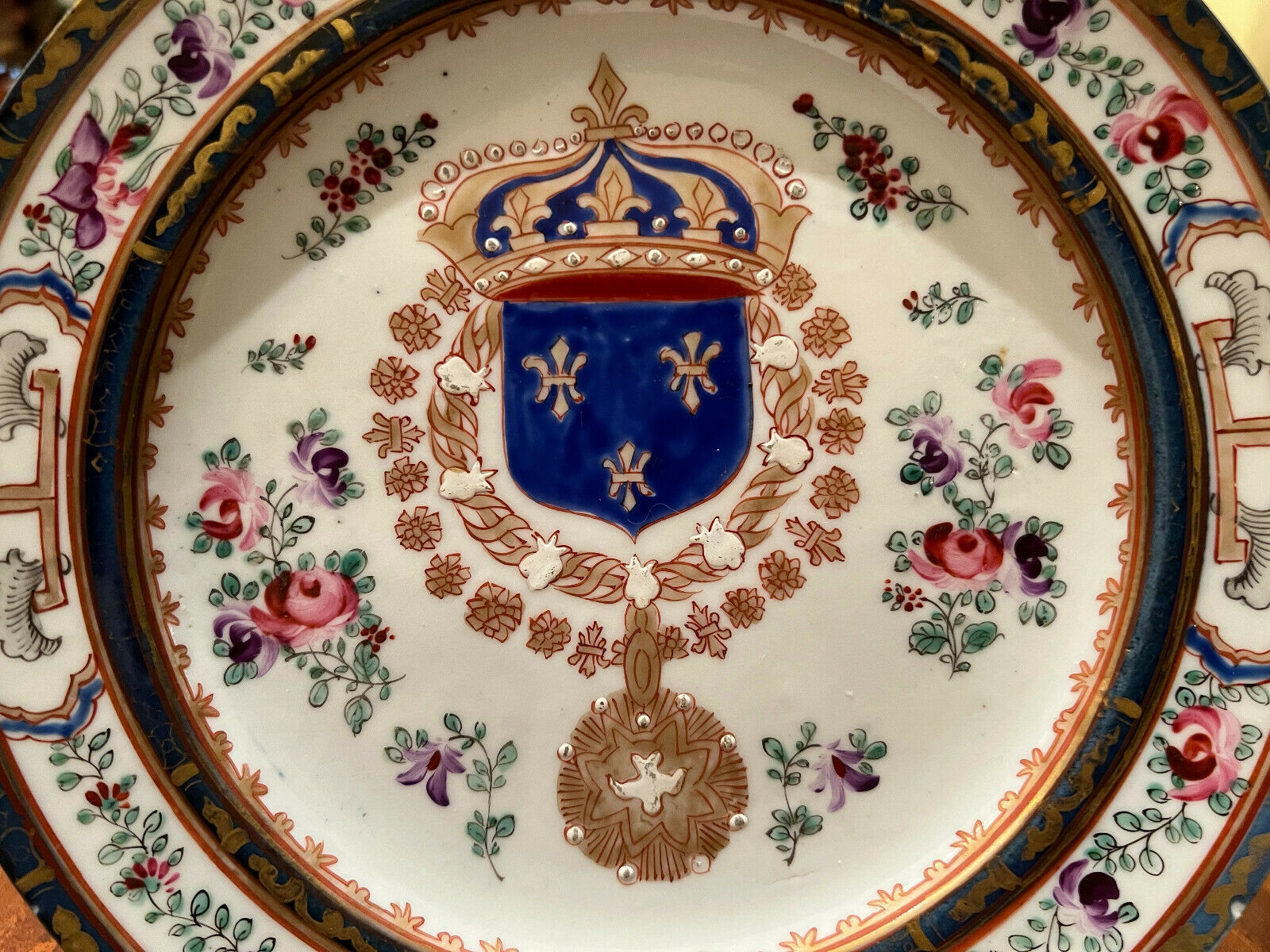 A Rare Chinese Qing Kangxi Period Armorial Famille Rose Plate.