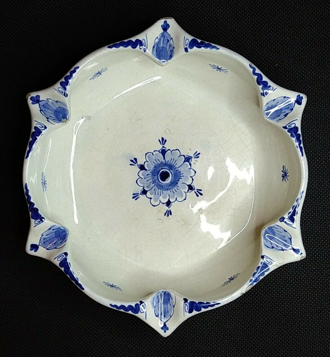 Antique Delft Hexagonal Blue and White Floral Ashtray / Dish 16cm Diameter