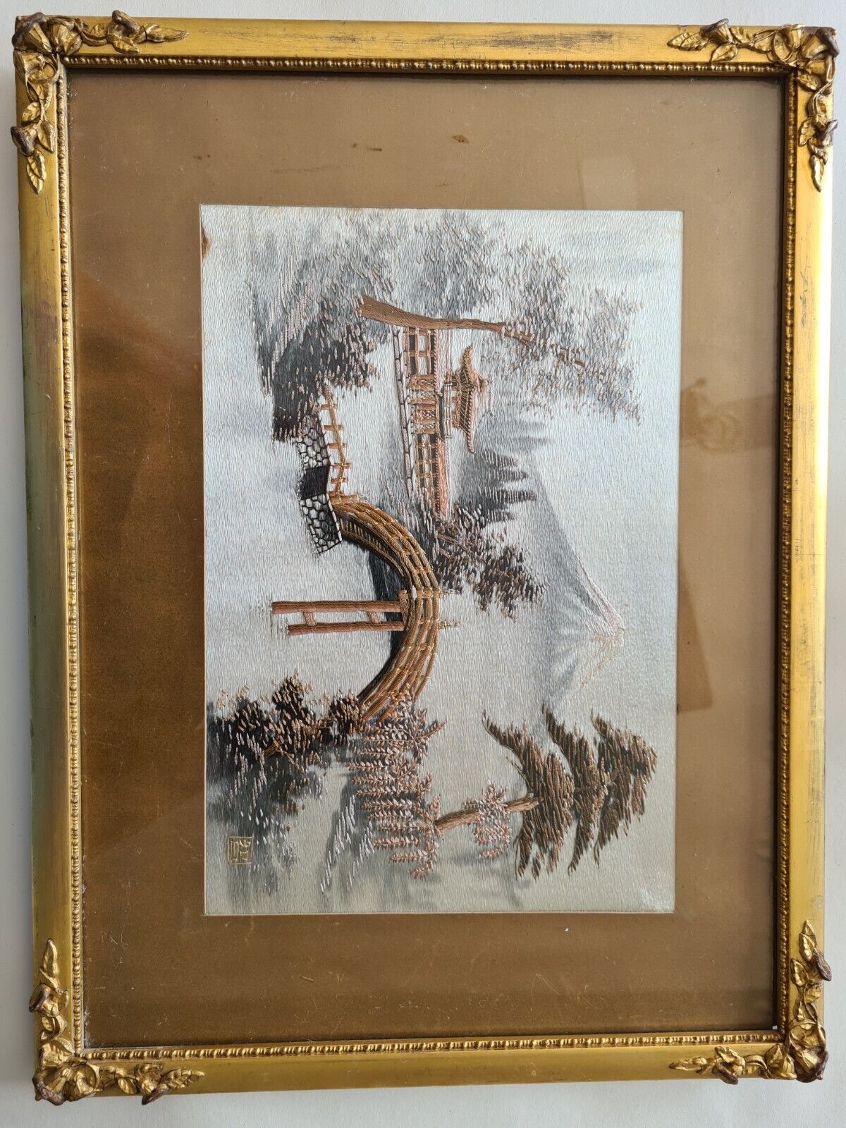 Antique Valuations: Vintage Japanese silk tapestry picture and gilt frame.