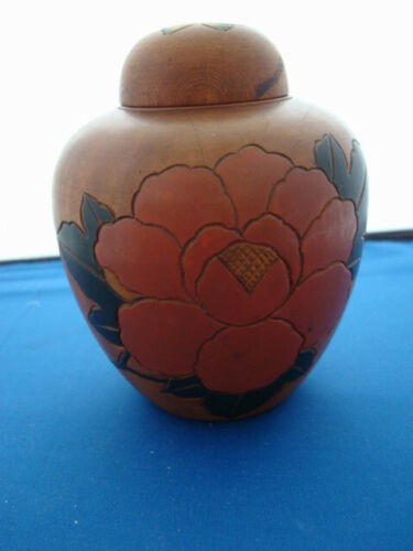 Antique Valuations: Chinese Tea Caddy - Wood Ginger  / Tea / Spices Storage