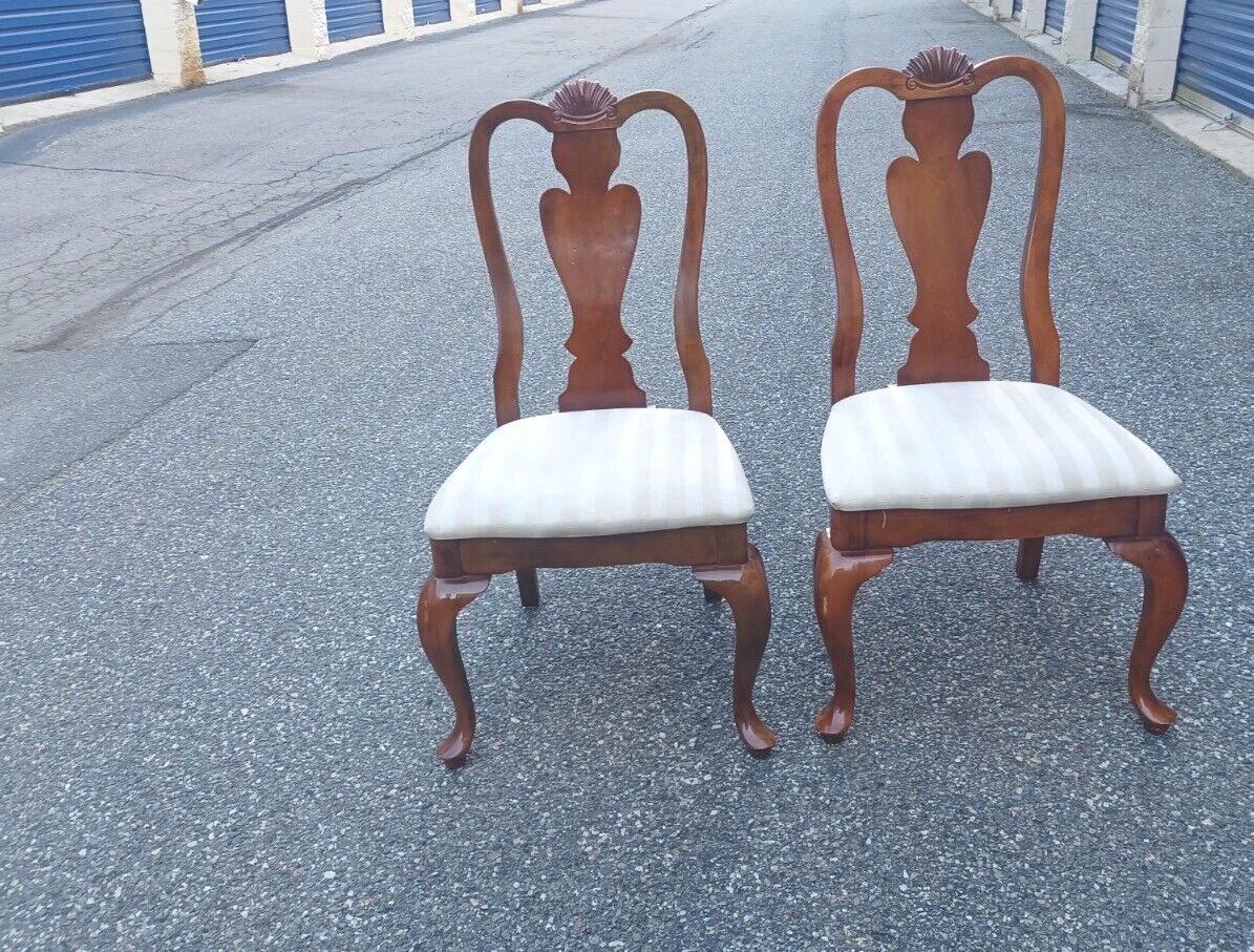 Antique Valuations: Pair Of Mahogany Queen Ann Side Chairs by Broyhill furniture