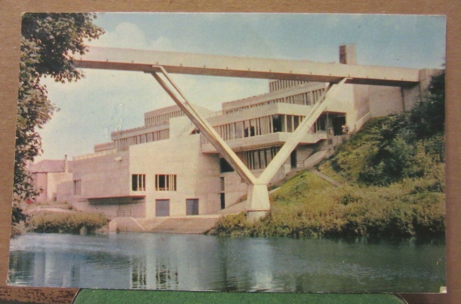 House Clearance - KINGSGATE FOOTBRIDGE and DUNELM HOUSE, DURHAM unused service by M and L.